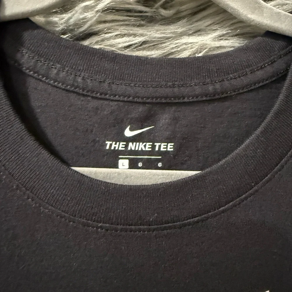 Nike Philadelphia Eagles T-Shirt NEW - Size Large | Color: Black